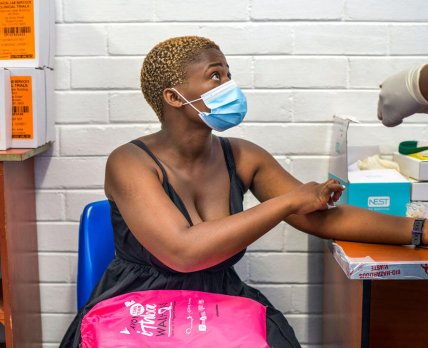 ЮАР избавляется от вакцины AstraZeneca