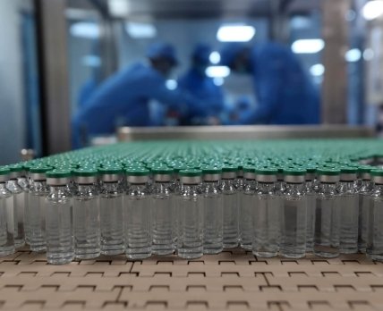 Бразилия получит технологию для производства вакцины AstraZeneca