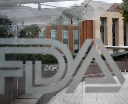 FDA тянет с утверждением онкопрепарата GSK