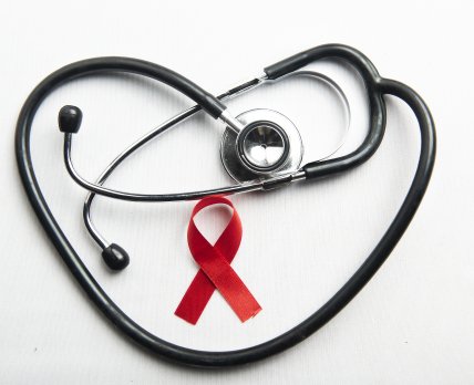 У ЦГЗ оприлюднили дані щодо захворюваності на ВІЛ та туберкульоз /freepik
