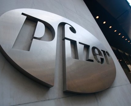 До Pfizer позивається колишній топ-менеджер