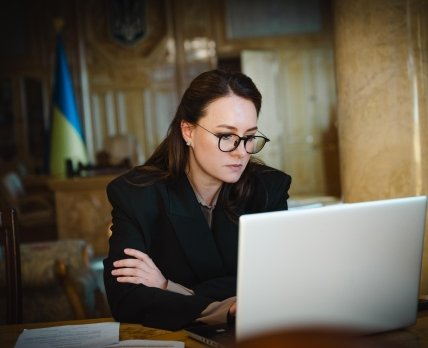 Врачам повысят зарплату до 35 000 гривен /Премьер-министр Украины Юлия Свириденко/Telegram