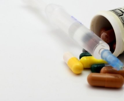 Президент подписал закон об отмене НДС с импорта препаратов и медизделий