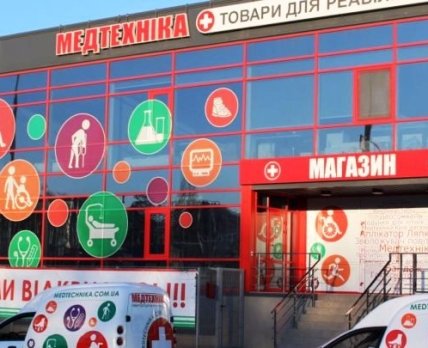 Мы планируем открыть 30 магазинов под новым брендом в областных центрах, – сооснователь сети «Медтехника+» Алексей Давиденко