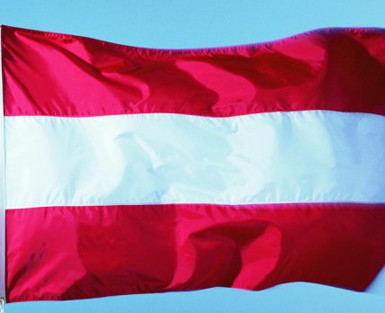 Латвия рассматривает варианты снижения цен на препараты