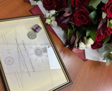 Ректор НФаУ награждена знаком отличия Президента Украины /Facebook НФаУ