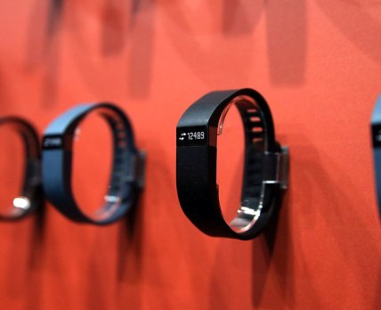 Fitbit стала лидером на рынке медицинских девайсов и фитнес-трекеров