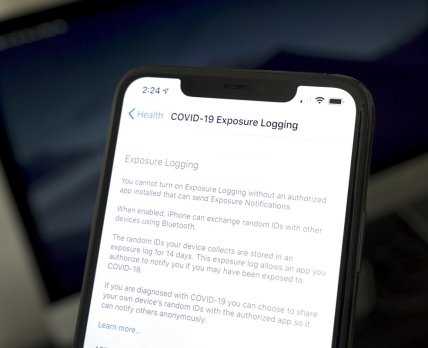 Apple и Google представили совместный инструмент отслеживания контактов больных COVID-19