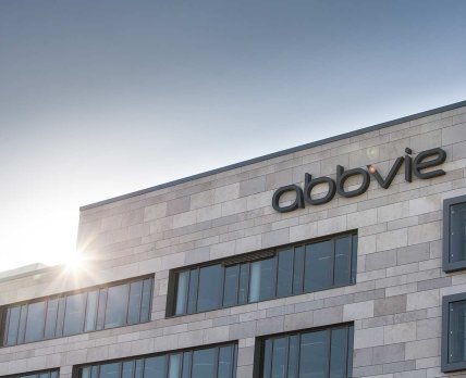 AbbVie сделала ставку в 2 миллиарда долларов на китайское лекарство от рака