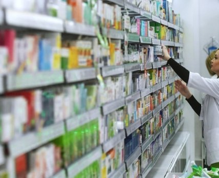 В Україні запровадили штрафи за порушення заборони на продаж ліків дітям