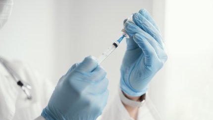 Кабмін погодив зміни до законодавства про інфекційні хвороби та вакцинацію /Magnific