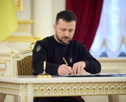 Президент подписал закон об обязательной военной подготовке студентов-медиков как офицеров запаса /Президент України/Офіційне інтернет-представництво
