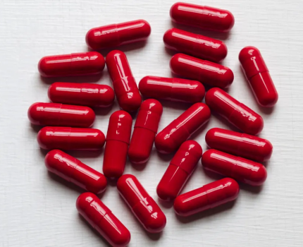 Потенційний канцероген: FDA заборонило використання червоного барвника в лікарських засобах