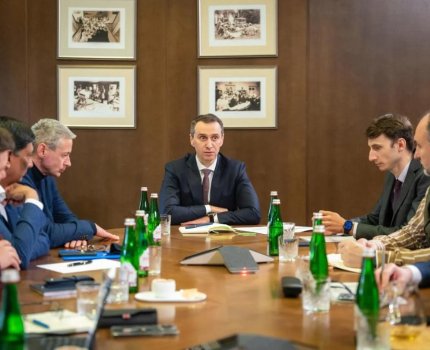 Представники фармкомпаній та міністр охорони здоровʼя обговорили зниження цін на ліки