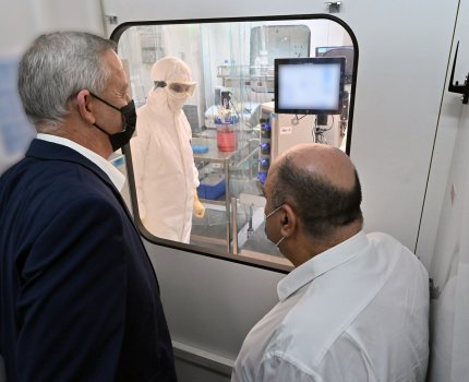В Израиле стартуют испытания собственной вакцины от COVID-19 на людях