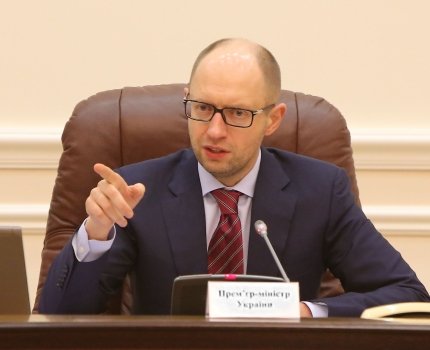 Премьер отправил Министра здравоохранения на Донбасс
