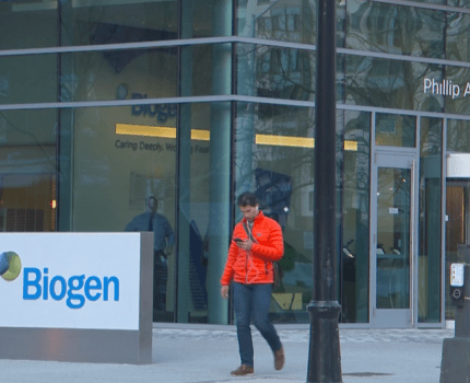 В США 20 000 людей заразились COVID-19 после фармконференции Biogen в Бостоне