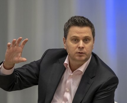 Генеральный директор Roche представил новую стратегию исследований и разработок