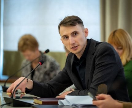 Едем Адаманов розповів про оптимізацію податків і перспективи продажу ліків на АЗС