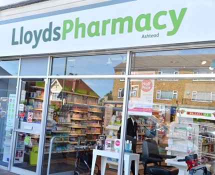Lloyds Pharmacy требует снижения арендной платы для 300 своих аптек