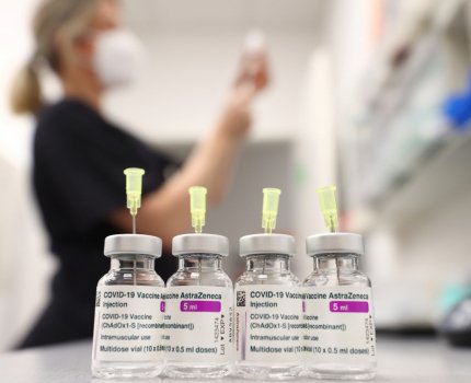 AstraZeneca переименовала свою вакцину от COVID-19 после скандалов в Европе