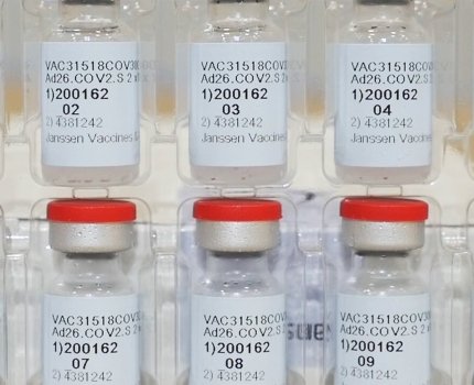 FDA и CDC сменили гнев на милость в отношении вакцины от J&amp;J