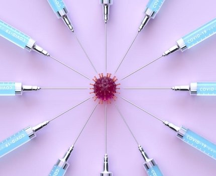 Перша партія вакцини CoronaVac вилетіла з Китаю в Україну