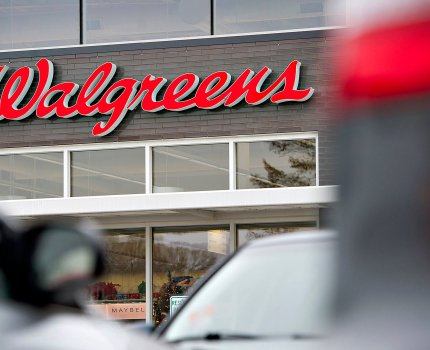 Walgreens Boots Alliance прекратит продажи электронных сигарет, но продолжит торговать обычными сигаретами