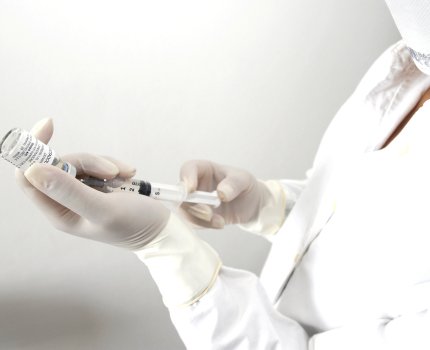 Вакцинация препаратом AstraZeneca против коронавируса возобновляется в ряде стран ЕС
