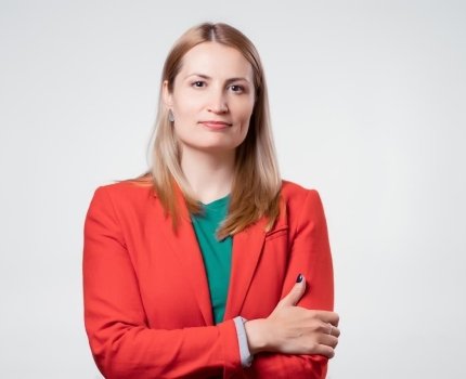 Народна депутатка України, членкиня Комітету Верховної Ради України з питань здоровʼя нації, медичної допомоги та медичного страхування Ольга СТЕФАНИШИНА
