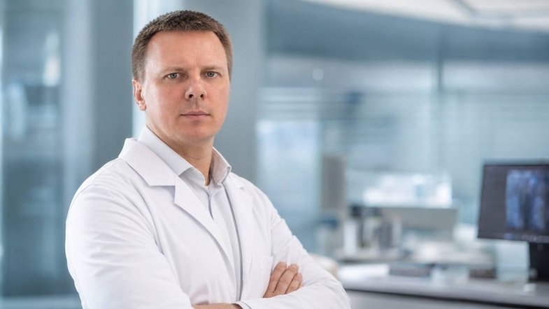Хірург, проктолог вищої категорії, PhD Олексій Олександрович ОРЛОВ.
