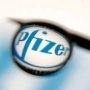 Pfizer приостановила испытание после смерти пациента