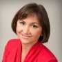 Запалення ясен, симптоми гінгівіту та його лікування – стоматолог оглядає пацієнта
