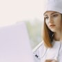 Майже 10 тисяч вакансій медзакладів розміщено на Єдиному вебпорталі за час його роботи