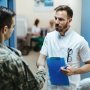 Минздрав утвердил четыре клинических протокола медицинской помощи при боевых травмах