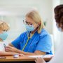 медсестра в школі шкільна медсестра зарплата /myamericannurse.com