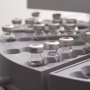 виробництво вакцини covid-19 /osi.lv