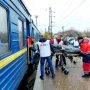 Пацієнтів із зони бойових дій доставляють медичним потягом. /Telegram