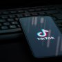 Хирурга изгнали из профессии из-за зависимости от TikTok