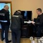 Нацполіція проводить обшуки у медзакладах по всій Україні /Національна поліція