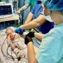 Немовля з вадою серця прооперували в Києві одразу після кесаревого розтину /Facebook