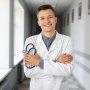 Выпускники интернатуры получат 200 тыс. грн: в правительстве назвали условия