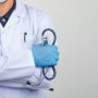 Женщины более подвержены побочным эффектам противораковой терапии /freepik