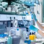 Рандомизированные контролируемые исследования лекарств нельзя заменить наблюдательными