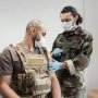 Правительство запускает программы реинтеграции боевых медиков: работа и образование по новым стандартам /freepik