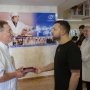Зеленський вручив нагороди працівникам і медикам інституту Шалімова. /Офіс Президента України