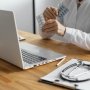 телемедицина онлай лікар /freepik